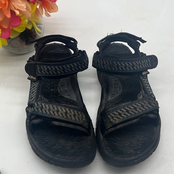 Teva Hiking sandals size 9 MN4069 - Picture 1 of 7